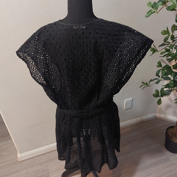 Banana Republic Women's Black Embroidered Dress Size 12 - Picture 4 of 10